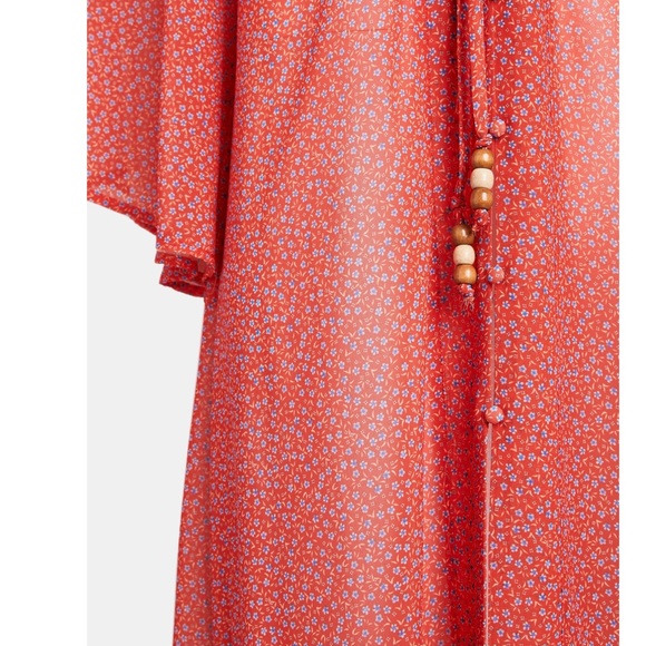 🌟Kimono in Red Floral Small - Picture 8 of 16